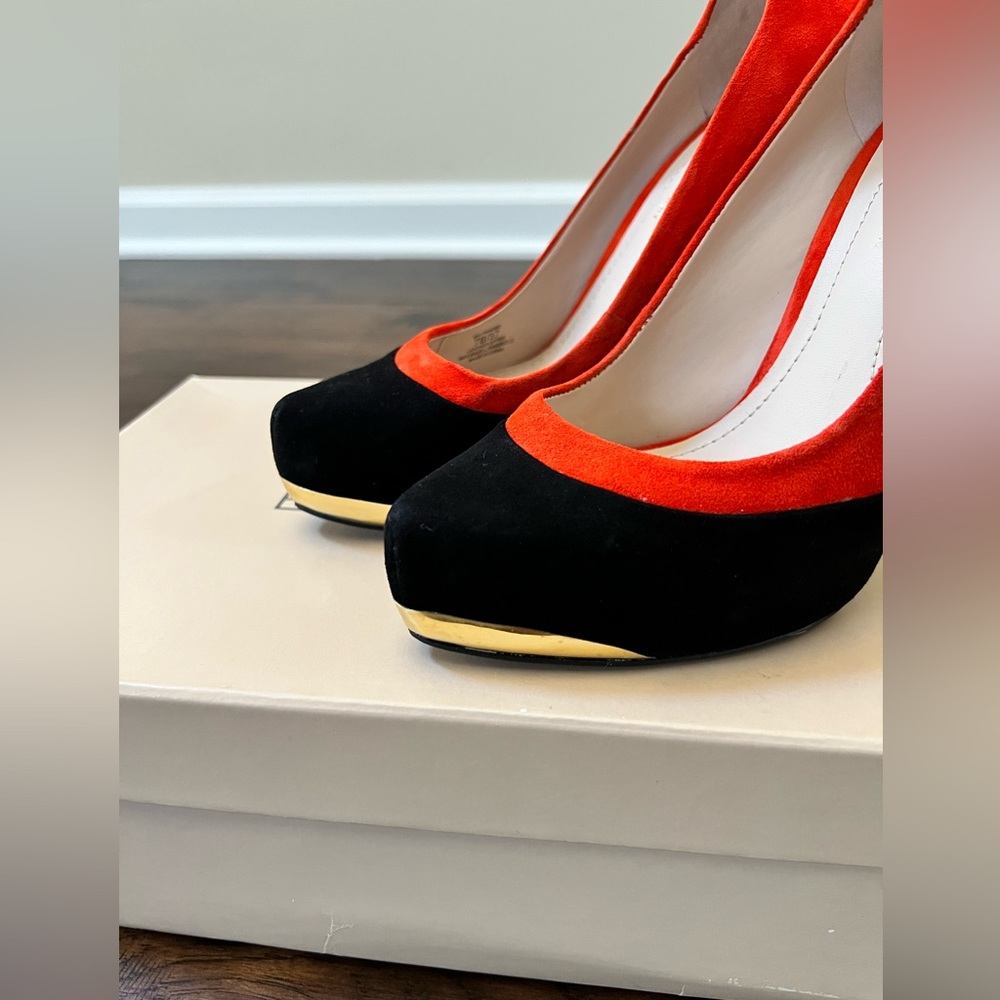 BCBGeneration PANDEE Platform Heels - Sz 7M - Picture 9 of 10